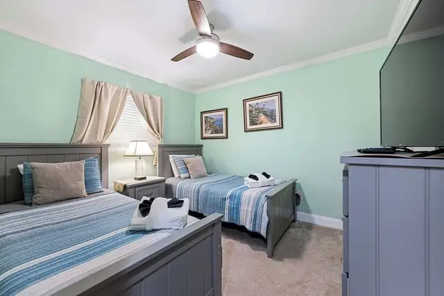 Bedroom at Fiddler’s Cove 21C